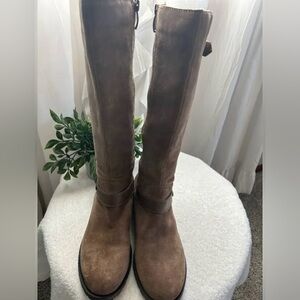 Naturalizer women’s Tanita riding boot taupe suede 9